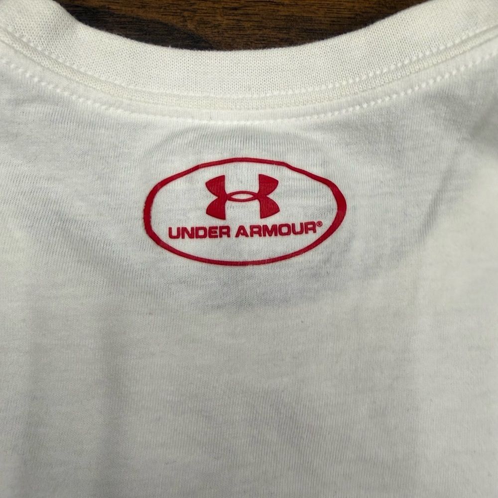Under Armour White Tee with Colorful Skull Design Size Medium Men’s - Picture 8 of 8